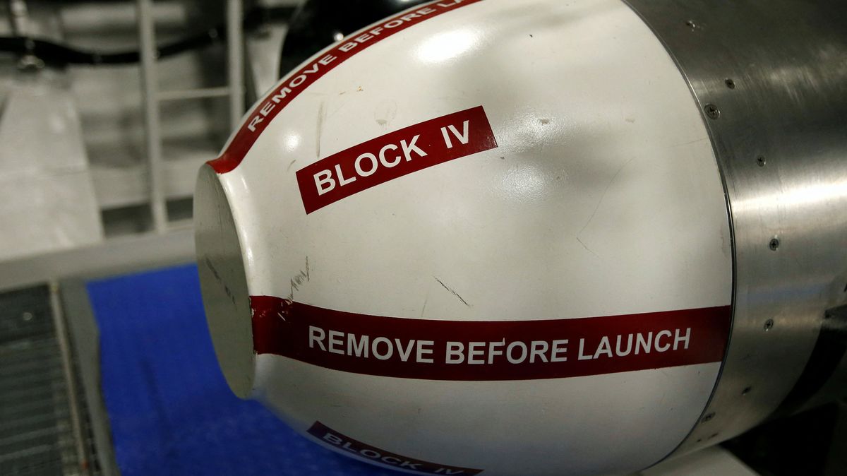 Zelenskyj si přijel do USA pro tomahawky, Putinův telefonát to mohl změnit